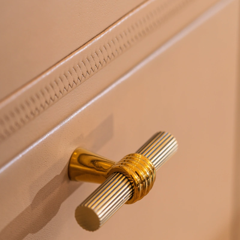 Golden Dining - Image 3